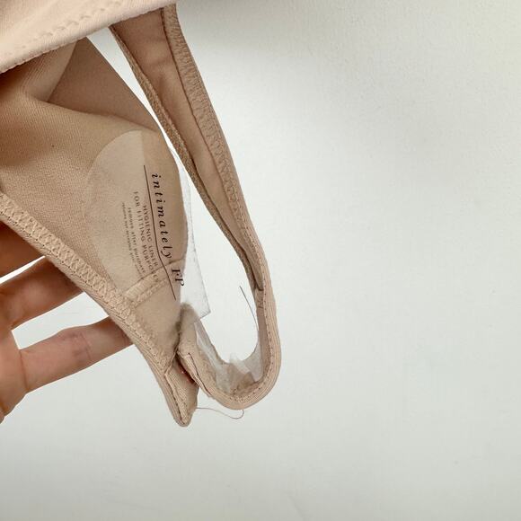 Free People VaVa Voom Bodysuit Taupe Puff Sleeve Basics Stretch Deep V XS NWT - Picture 10 of 11